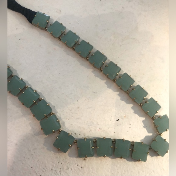 JCrew stone and ribbon necklace in teal and jade colour with gold details - Picture 2 of 5